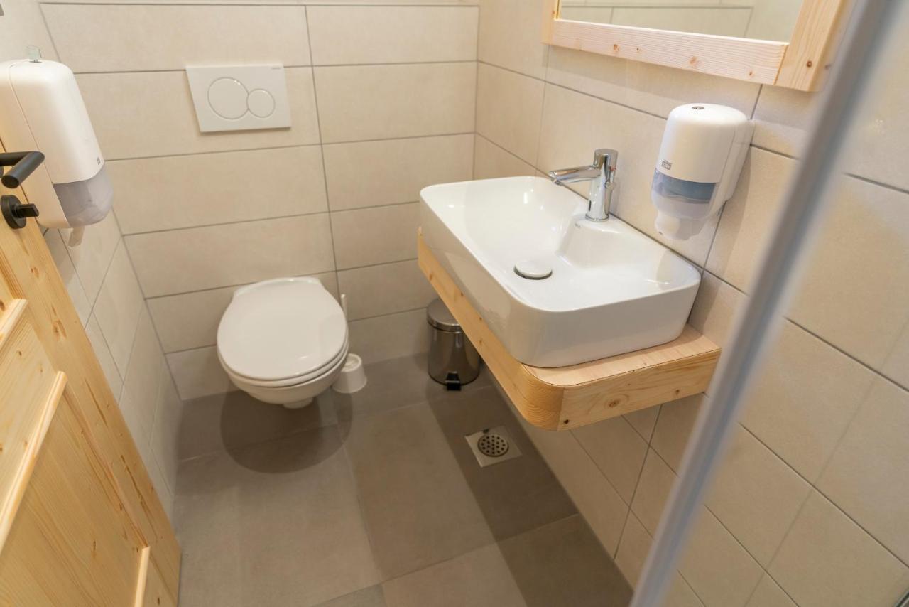 Planinska Koca Na Uskovnici Hotel Srednja Vas v Bohinju Bagian luar foto