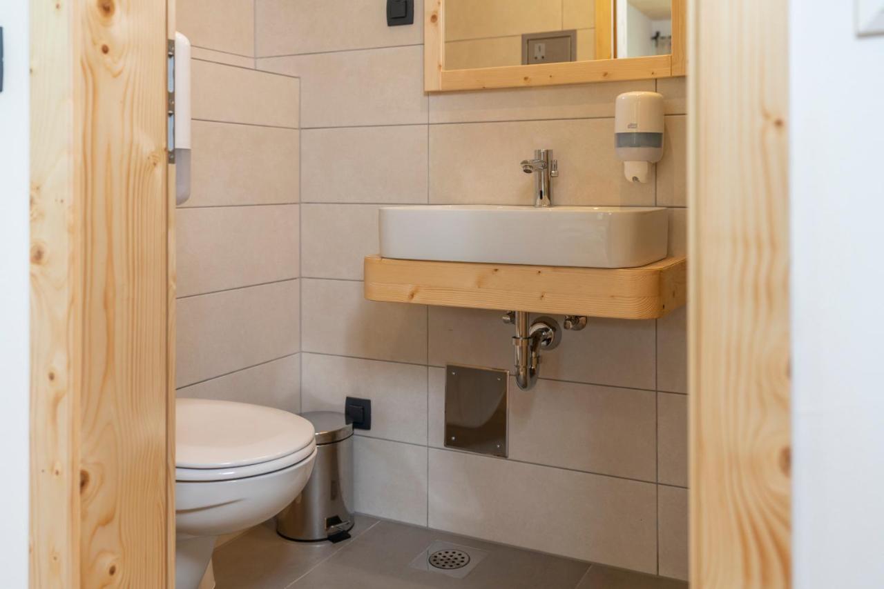 Planinska Koca Na Uskovnici Hotel Srednja Vas v Bohinju Bagian luar foto
